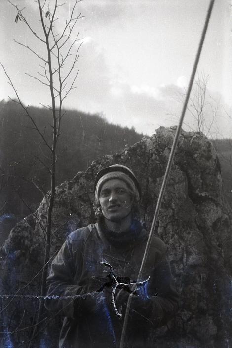 Zdjęcie nr 1 (8)
                                	                             1. K. Baran 1972.11 - Dolina Będkowska Zaduszki pod Pytajnikiem
                            