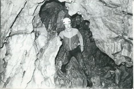 Zdjęcie nr 11 (16)
                                	                             W jaskiniach Sokolich Gór, lata 80.
                            